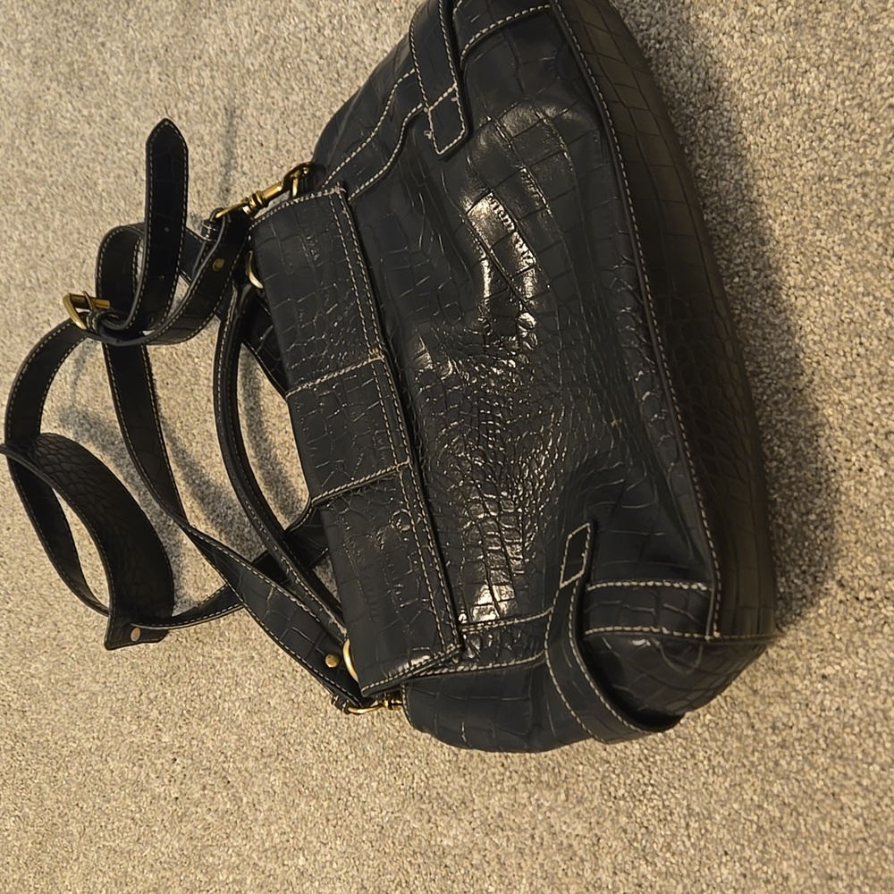 Chaps Black Purse With Gold Hardware - Picture 5 of 9